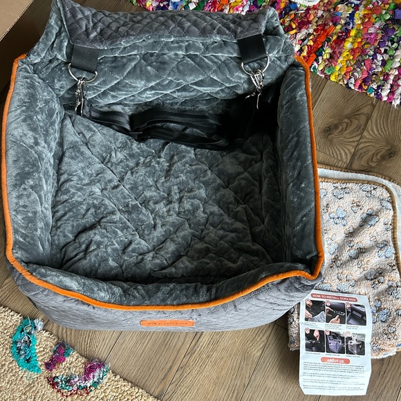 Alfatok Memory Foam Elevated Booster Pet Car Seat w/ Washable Cover NWT - Picture 3 of 10